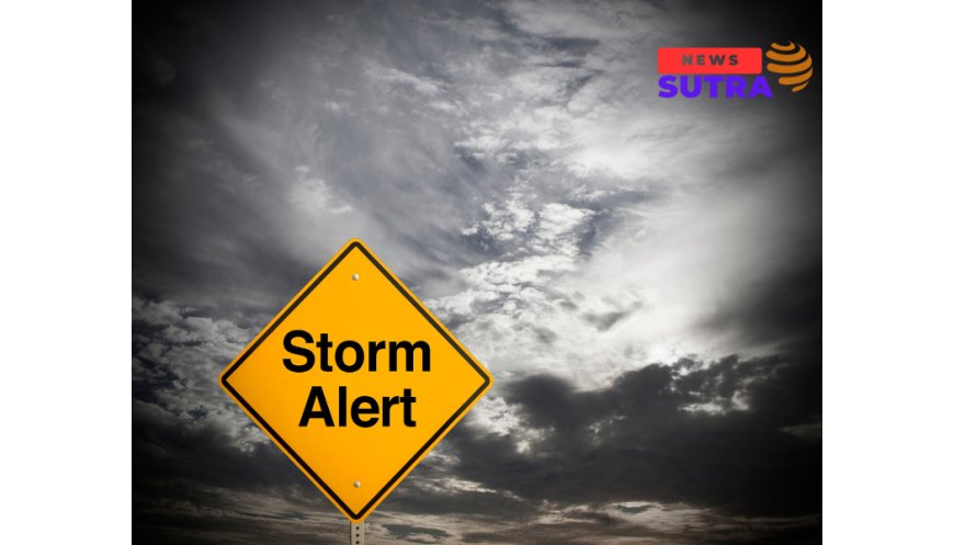Severe Thunderstorm Alert in Maharashtra: IMD Issues Red Warning for Heavy Rain and Lightning