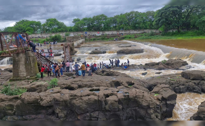 Pune Bridge Collapse: Indrayani Tragedy Lays Bare Crumbling Infrastructure and Civic Apathy