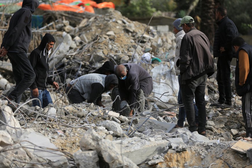Ceasefire Shattered: Gaza Endures New Airstrikes as United Nations Scrambles Amid Regional Fallout