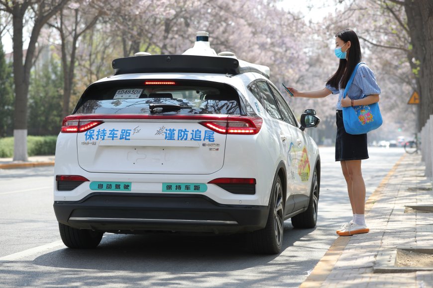 Chinese Robotaxi Firms Drive Into the Middle East as Dubai Eyes 25% Autonomous Travel by 2030