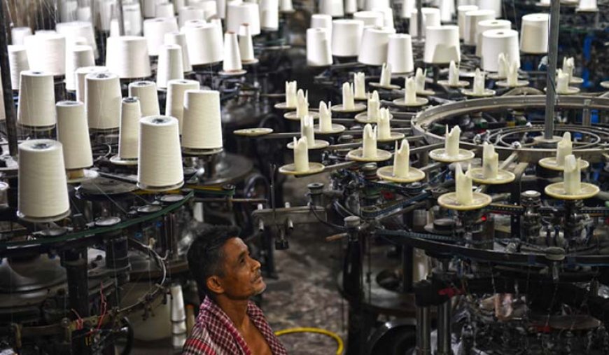 India’s Silent Sufferers: How Trump’s 25% Tariff Barrage Threatens MSMEs in Handicrafts, Leather, and Gems Sectors
