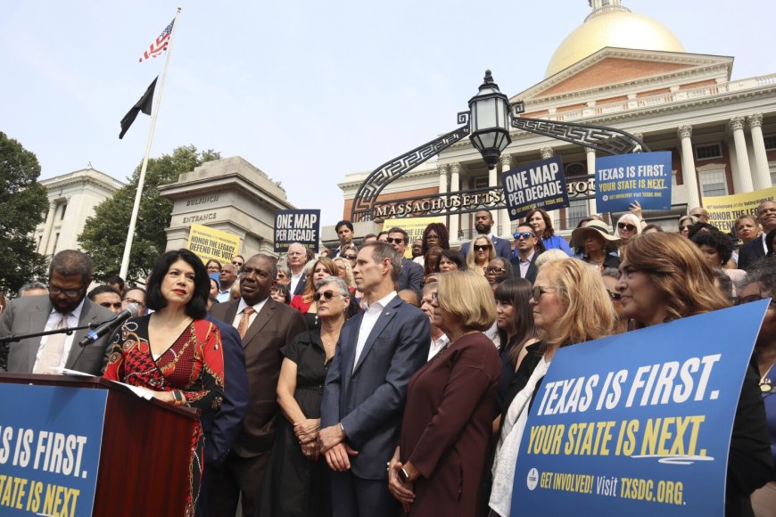 Texas Redistricting Showdown Escalates: GOP Seeks +5 Seats as Democrats Flee Capitol