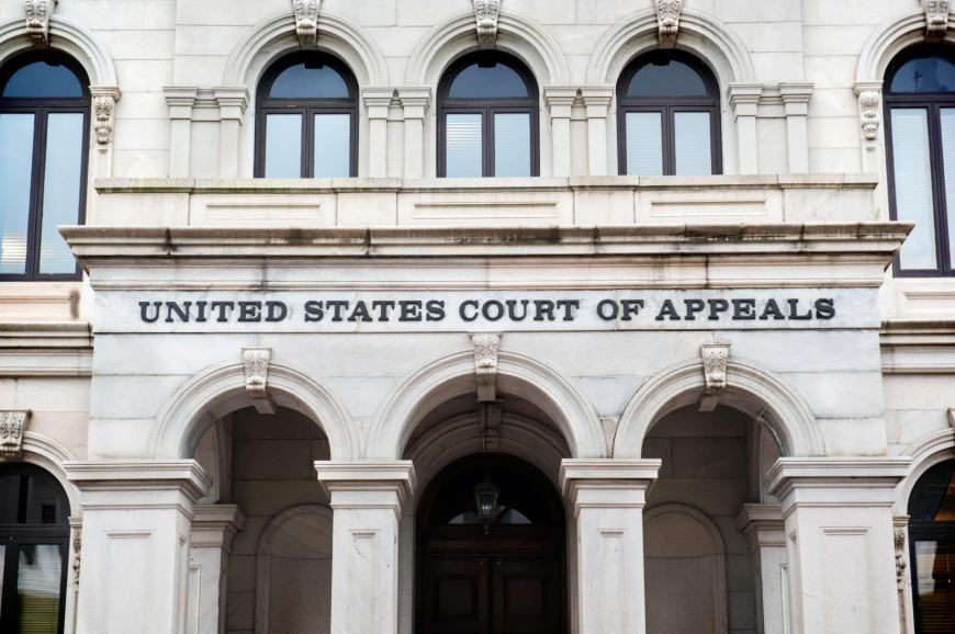 Appeals Court Blocks Trump’s Use of Alien Enemies Act for Venezuelan Deportations