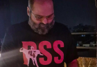Kunal Kamra’s Instagram T-Shirt Photo Triggers Storm Over Alleged RSS Reference, Political Circles React Strongly