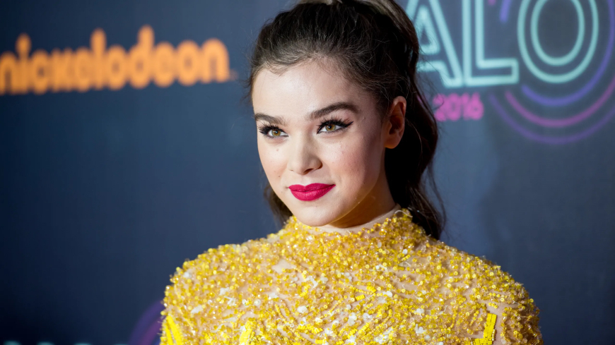 Hailee Steinfeld Expecting First Baby With Josh Allen After Secret Wedding