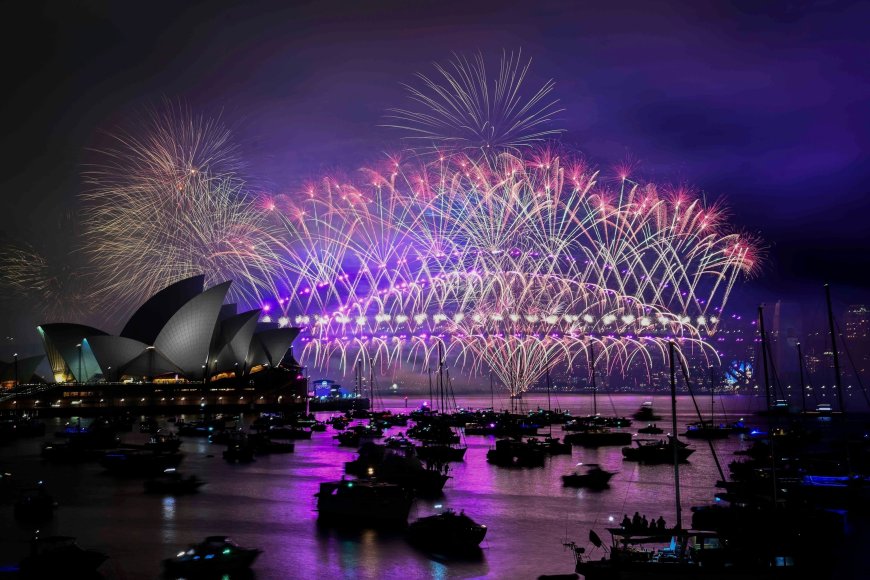New Year’s Eve 2025 Countdown: The World Welcomes 2026 Tonight